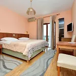 Joso 3* Sukošan
