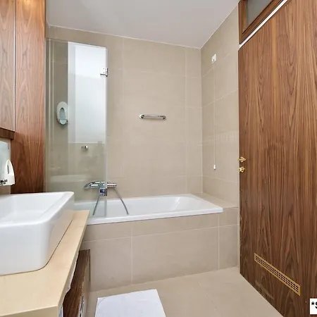 Joso Hotel 3*